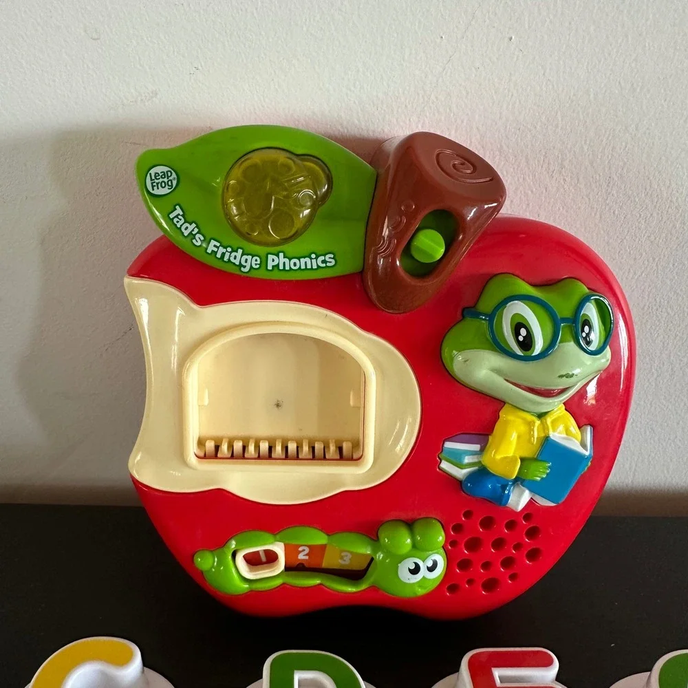 TESTED LeapFrog Tad's Fridge Phonics Magnetic Letter Set Alphabet Toy Missing6